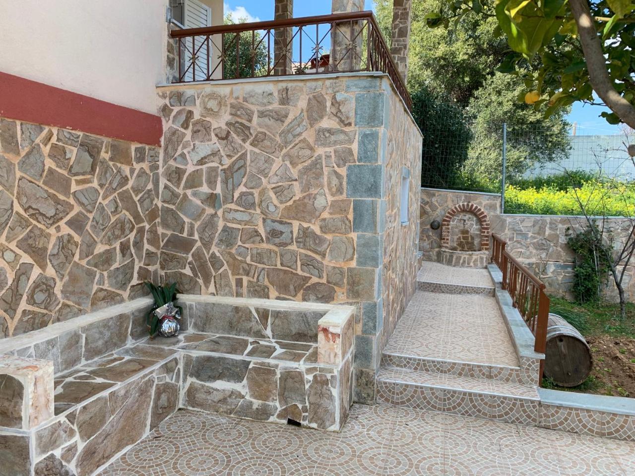 Peaceful House Near Airport Villa Pikermion Exterior photo