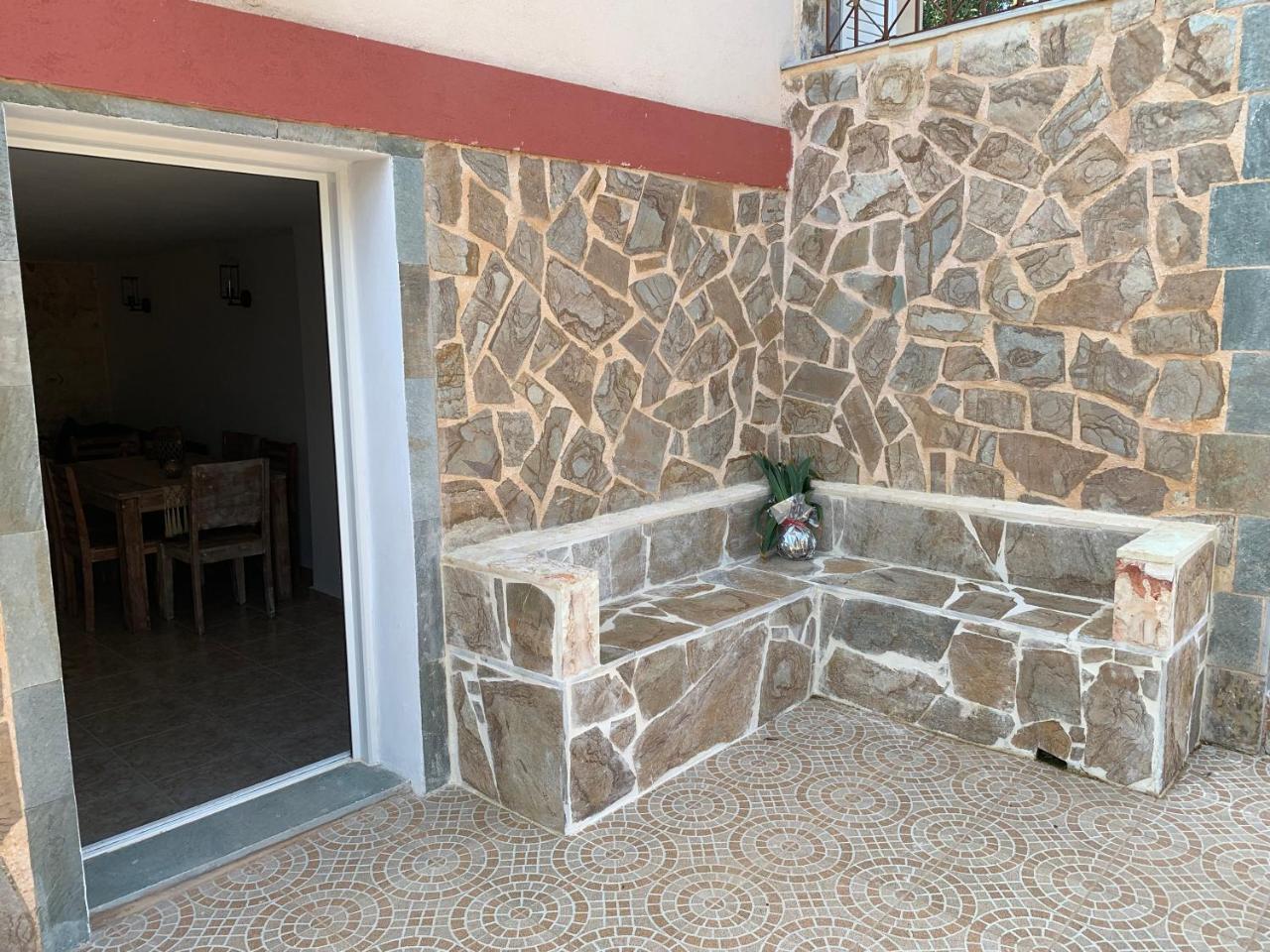 Peaceful House Near Airport Villa Pikermion Exterior photo
